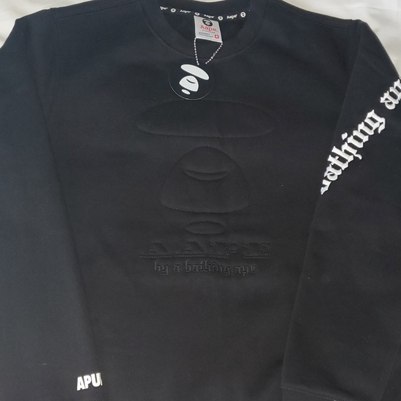 ❌️SOLD❌️ 🐵Aape by a bathing ape Crewneck NWT - Picture 2 of 9